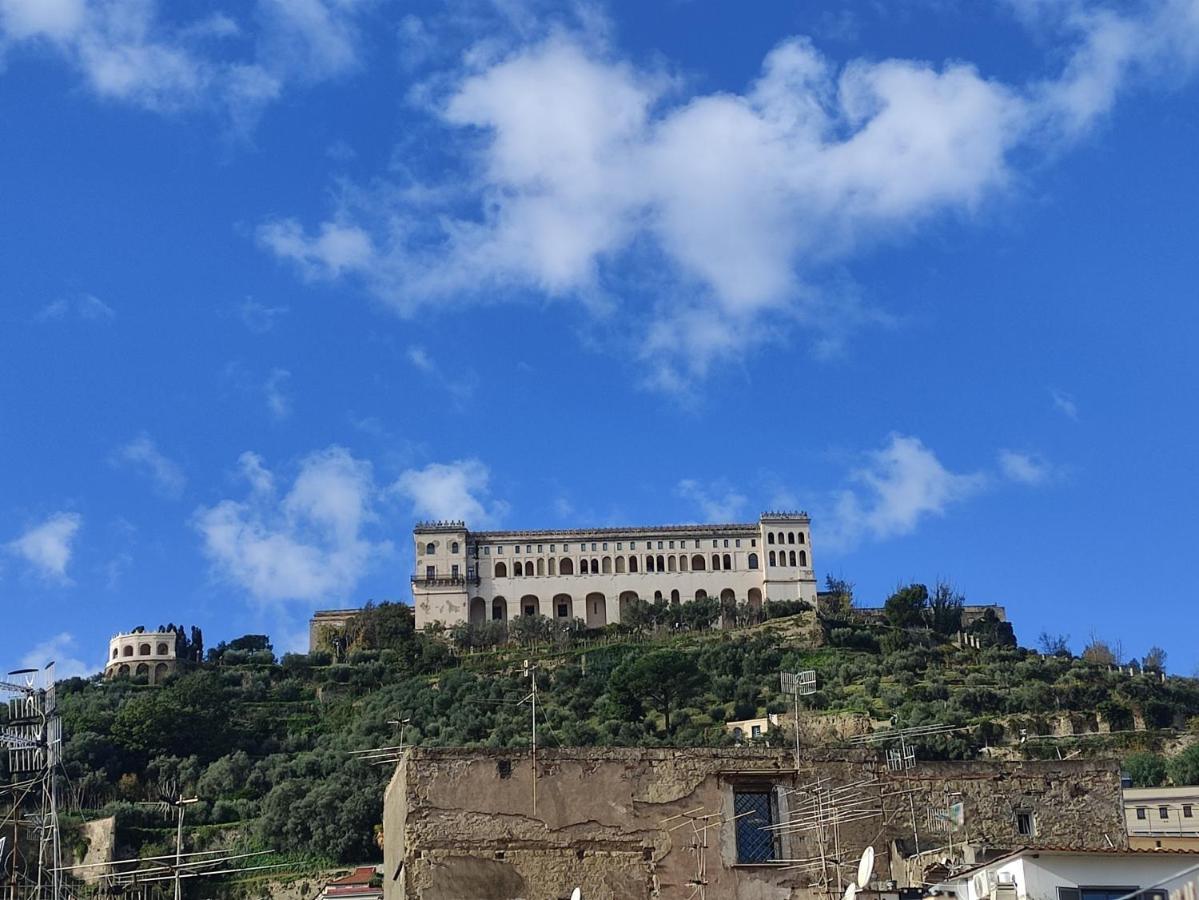 נאפולי Vacanzella Casa Vacanza Appartamento In Centro Con Terrazzo מראה חיצוני תמונה